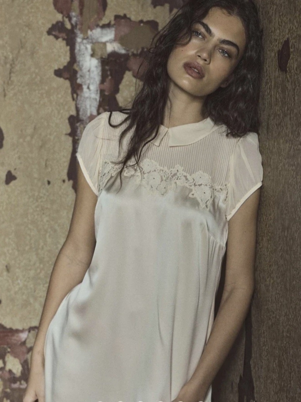 Doen Sheer Lace Yoke Satin Chemise - Cream